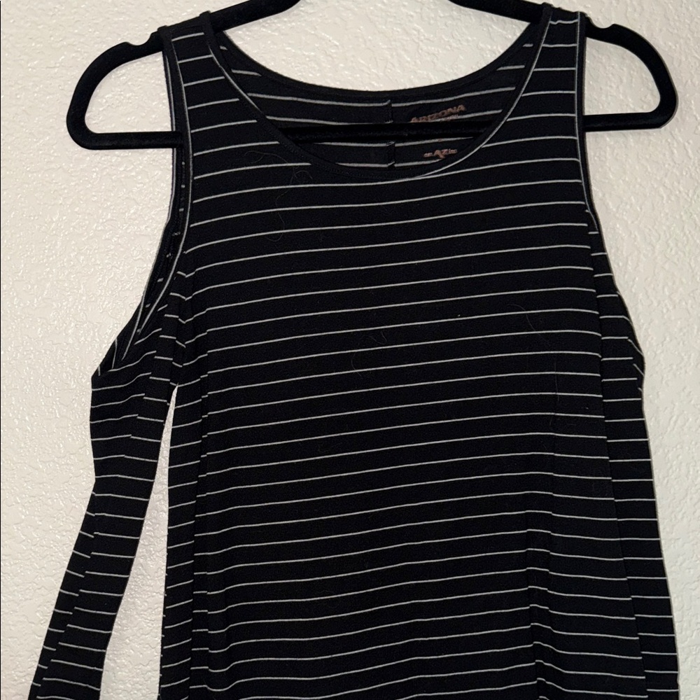 Arizona Jean Company Women's Black and White Striped Tank Top